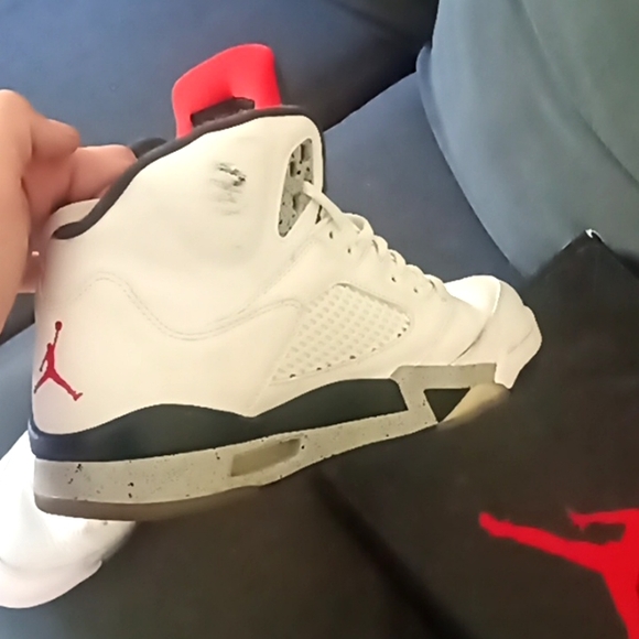 Jordan 5 - Picture 3 of 4